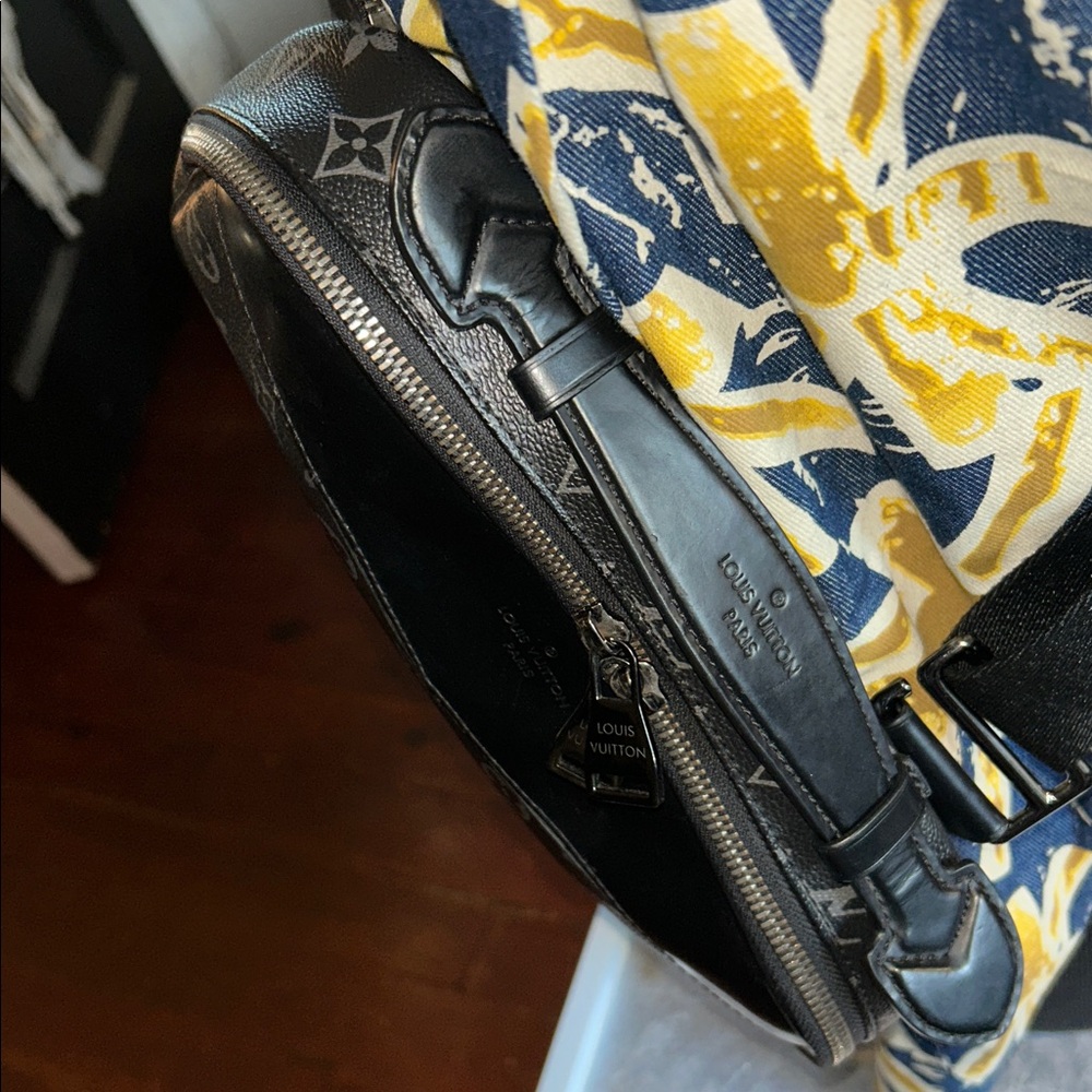 LV monogram eclipse bum bag - Picture 2 of 10